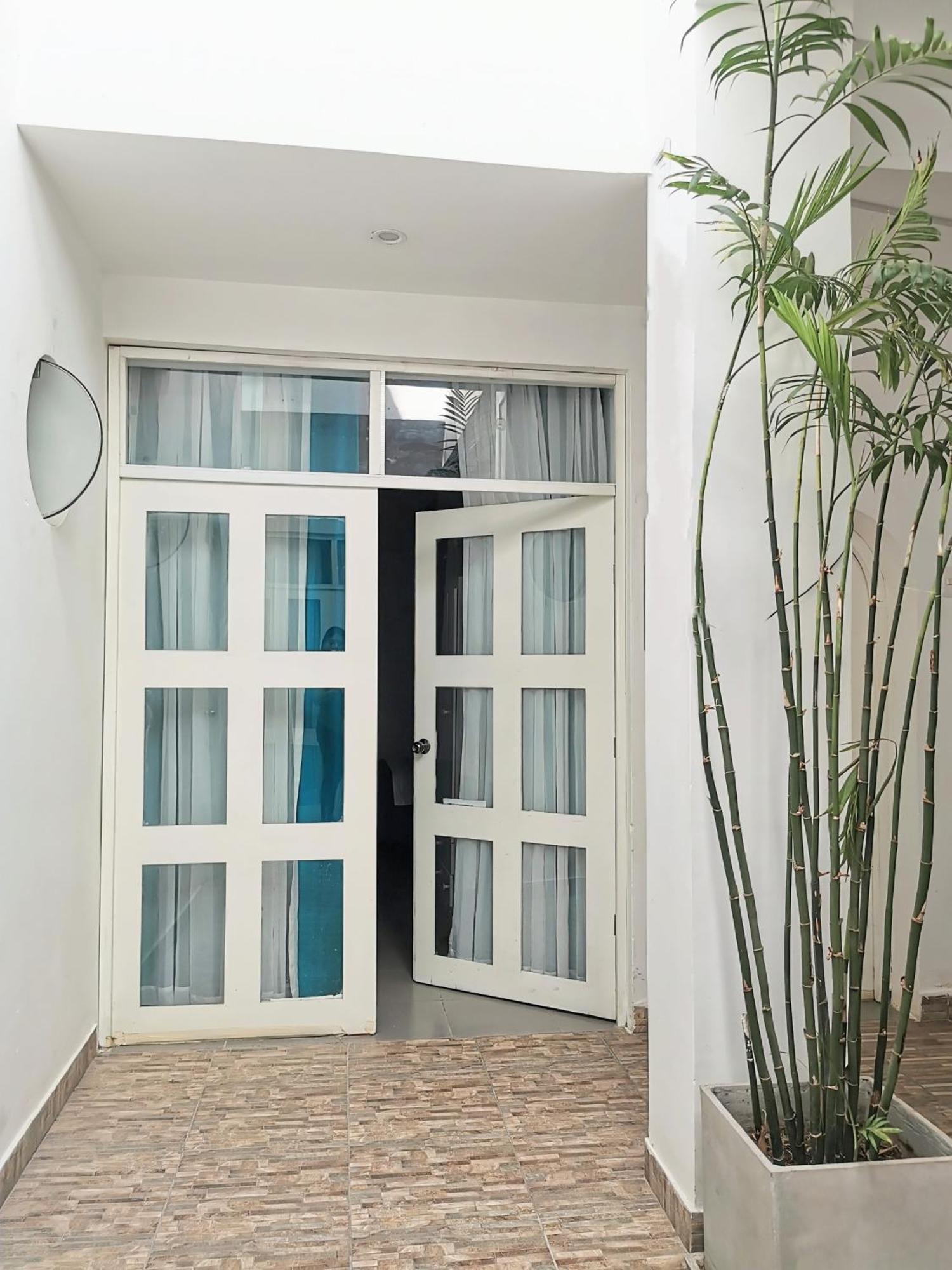 Aquamarine Paracas Beach Hostal Zewnętrze zdjęcie